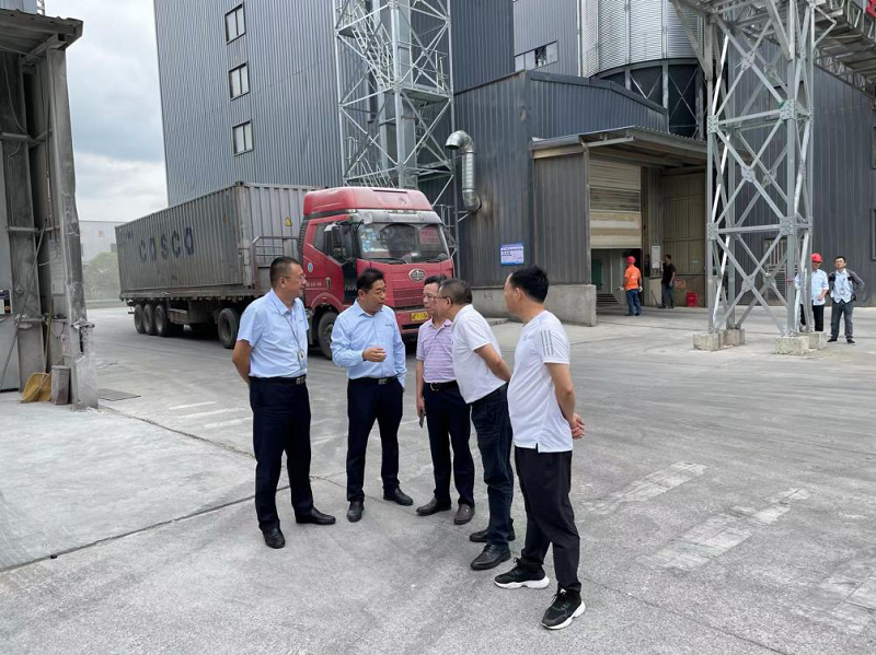 湖南農業發展集團黨委委員、副總經理陳根榮調研湘農觀盛公司